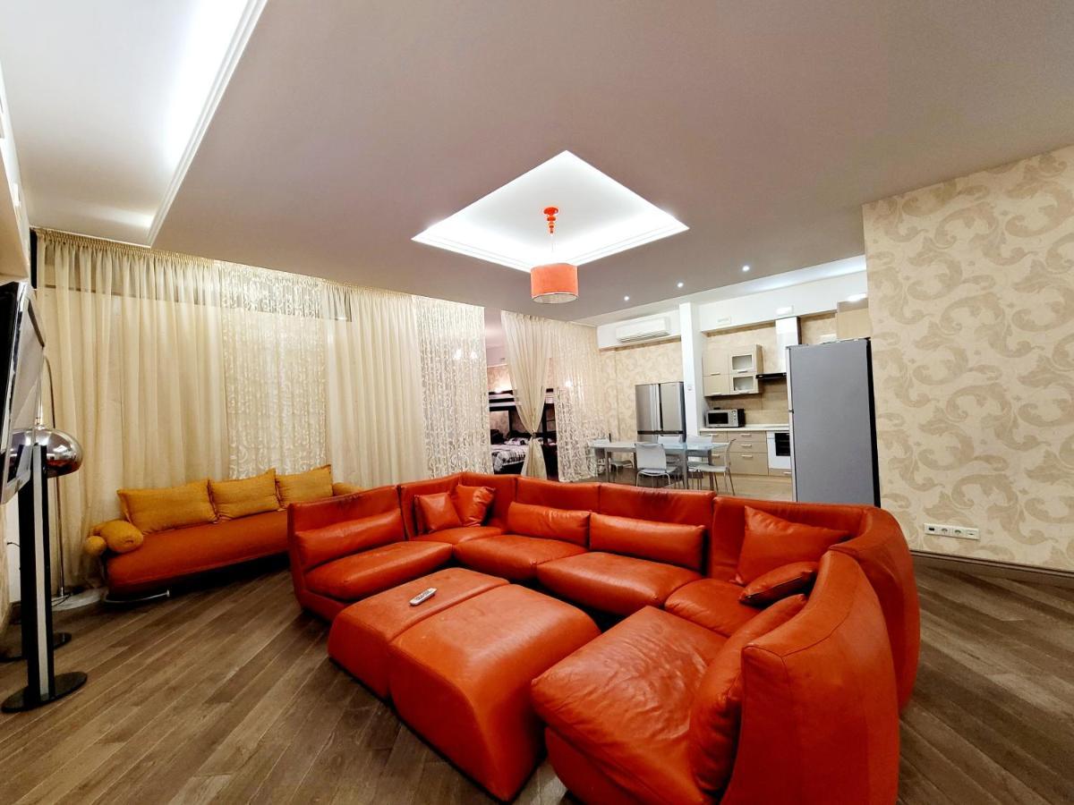 אודסה Arcadia Apartments מראה חיצוני תמונה